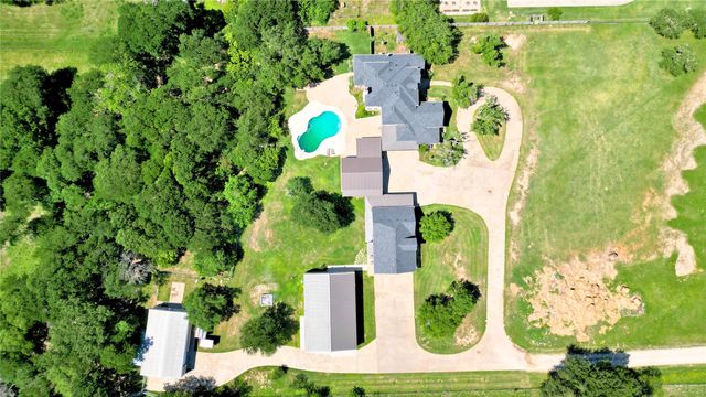 909 Higginbotham Lane, China Spring, TX 76633