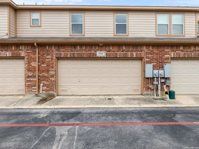 2524 Grayson Cir, San Antonio, TX 78232