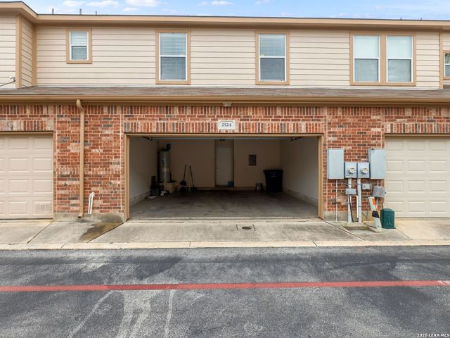 2524 Grayson Cir, San Antonio, TX 78232