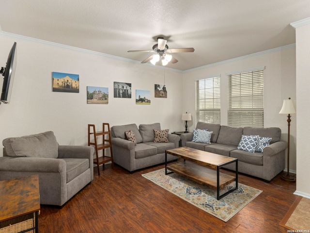 2524 Grayson Cir, San Antonio, TX 78232