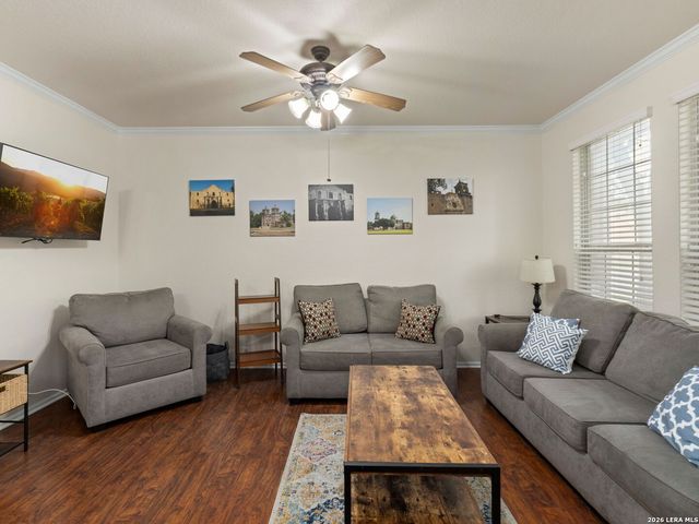 2524 Grayson Cir, San Antonio, TX 78232