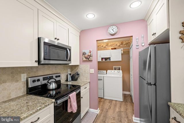 7 TURNINGLEAF CT, Dover, DE 19904