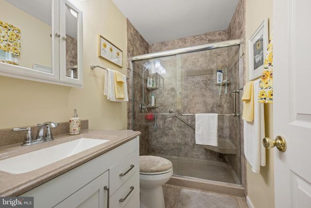 7 TURNINGLEAF CT, Dover, DE 19904