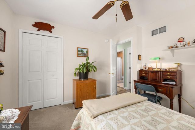 7 TURNINGLEAF CT, Dover, DE 19904