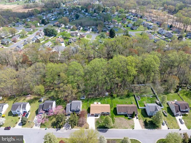 7 TURNINGLEAF CT, Dover, DE 19904