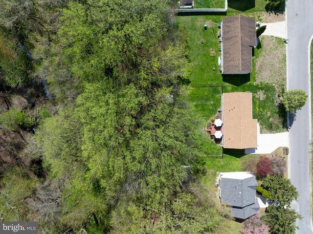 7 TURNINGLEAF CT, Dover, DE 19904