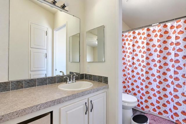 1020 Silverbrook Drive, El Cajon, CA 92019