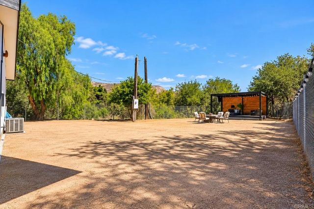 1020 Silverbrook Drive, El Cajon, CA 92019