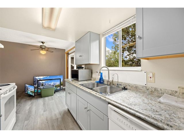 9293 W 100th Cir, Westminster, CO 80021