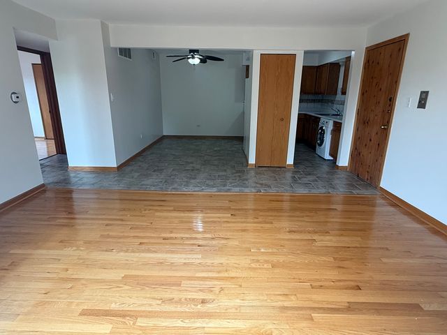 10707 S Keating Avenue 3A, Oak Lawn, IL 60453