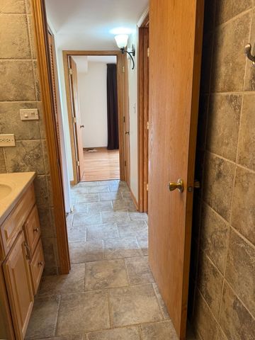 10707 S Keating Avenue 3A, Oak Lawn, IL 60453
