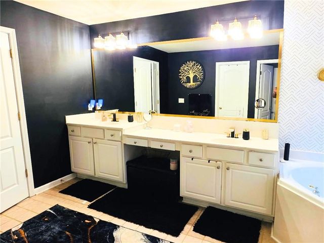 3000 Norwell Court, Locust Grove, GA 30248