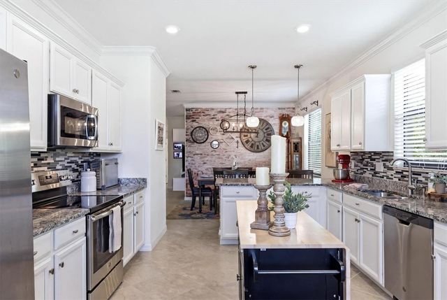 20930 VALORE COURT, Venice, FL 34293