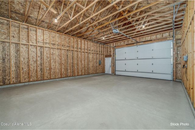 11848 N ENTWISTLE WAY, Rathdrum, ID 83858