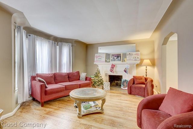 17333 Mansfield Street, Detroit, MI 48235