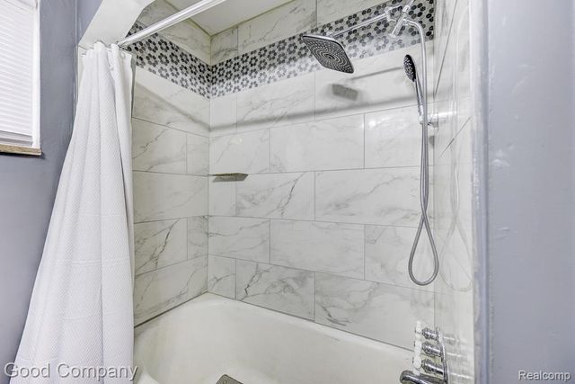 17333 Mansfield Street, Detroit, MI 48235