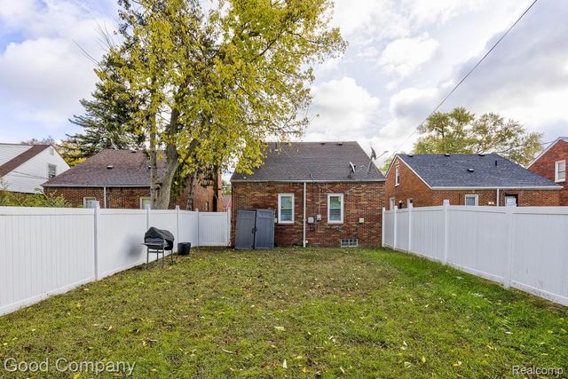 17333 Mansfield Street, Detroit, MI 48235