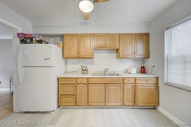 17333 Mansfield Street, Detroit, MI 48235