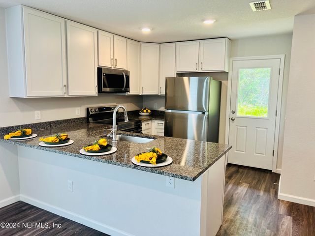 535 S WOODLAWN Street, St. Augustine, FL 32084