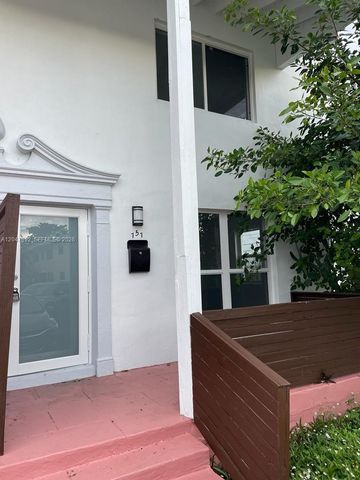 757 85th St, Miami Beach, FL 33141
