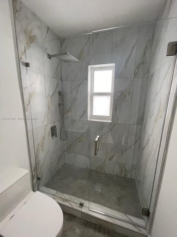757 85th St, Miami Beach, FL 33141
