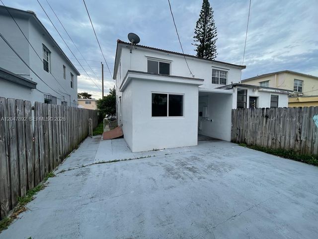 757 85th St, Miami Beach, FL 33141