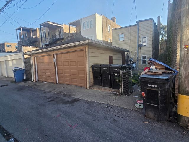 6220 N Talman Avenue, Chicago, IL 60659
