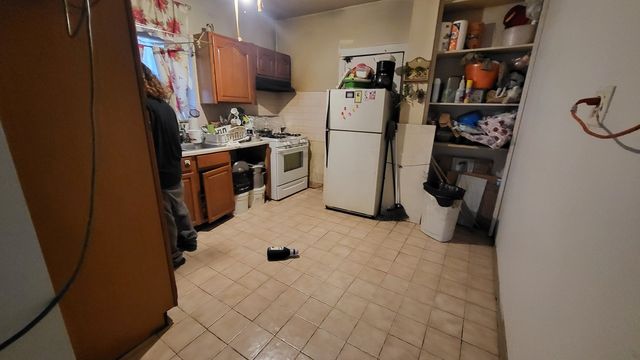 6220 N Talman Avenue, Chicago, IL 60659