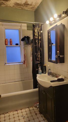 6220 N Talman Avenue, Chicago, IL 60659