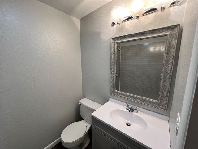 402 Parrott Drive, Huntsville, AR 72740