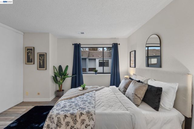 17999 Firestone Rd, Hayward, CA 94541