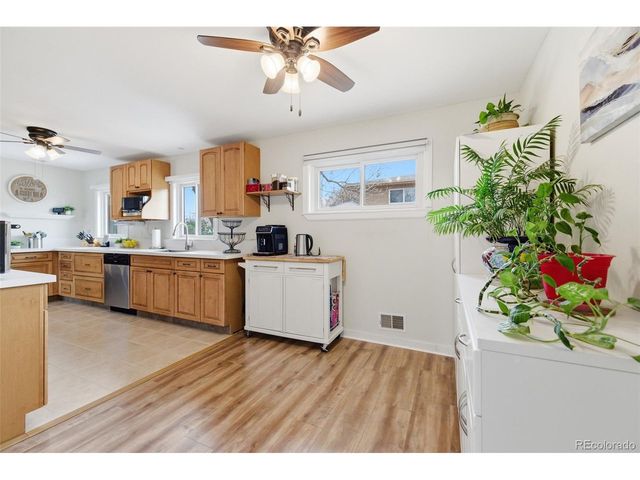 15790 W 10th Ave, Golden, CO 80401