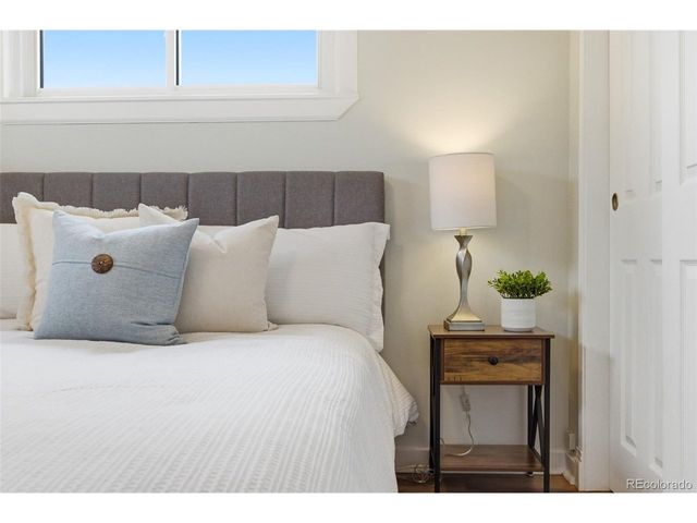 15790 W 10th Ave, Golden, CO 80401