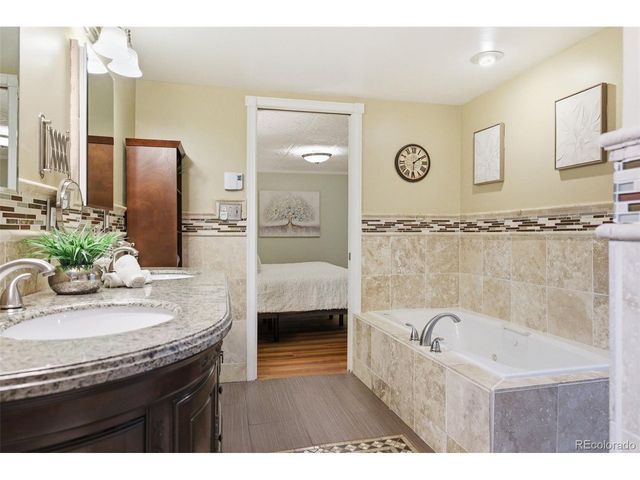 15790 W 10th Ave, Golden, CO 80401