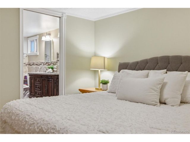 15790 W 10th Ave, Golden, CO 80401