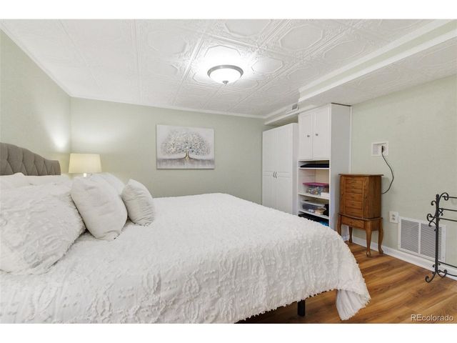 15790 W 10th Ave, Golden, CO 80401