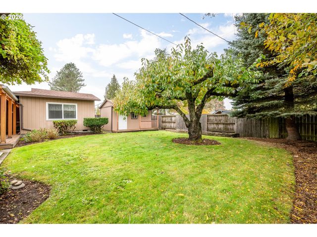 3108 LOUISIANA St, Longview, WA 98632