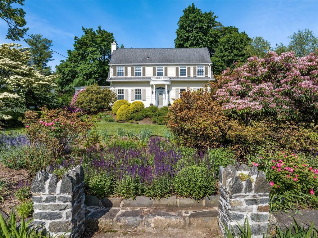 526 Purchase Street, Rye, NY 10580