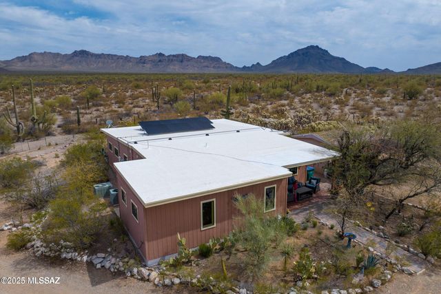 9411 W Sky Blue Drive, Tucson, AZ 85735