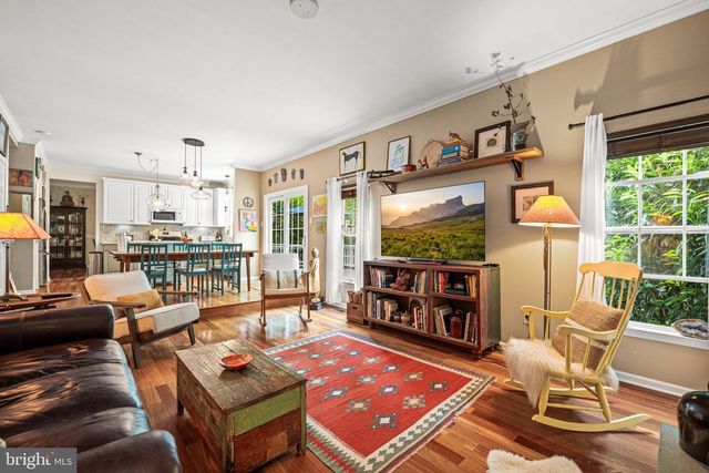 2022 MALLARD CIR S, Phoenixville, PA 19460