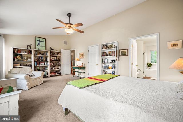 2022 MALLARD CIR S, Phoenixville, PA 19460