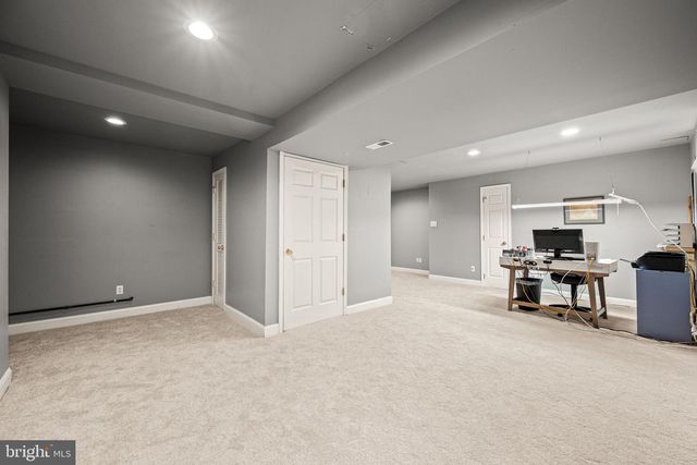 2022 MALLARD CIR S, Phoenixville, PA 19460