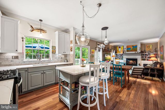 2022 MALLARD CIR S, Phoenixville, PA 19460
