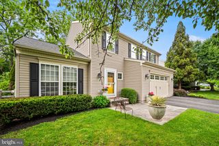 2022 MALLARD CIR S, Phoenixville, PA 19460