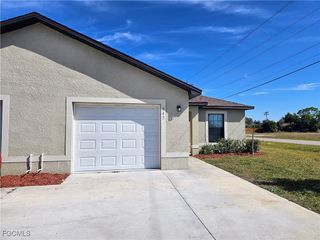 943 Skyline BLVD, Cape Coral, FL 33991