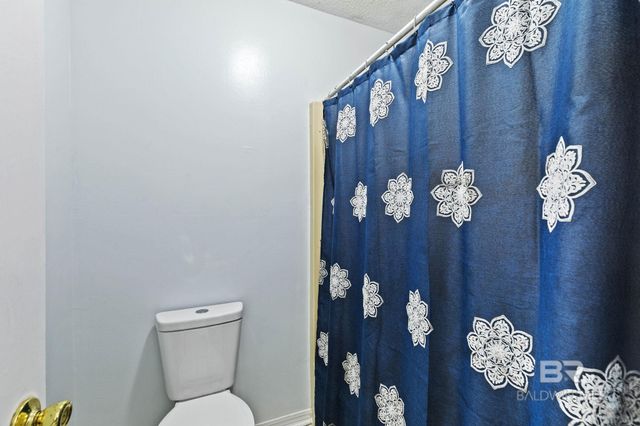 101 Sandcrest Circle, Daphne, AL 36526