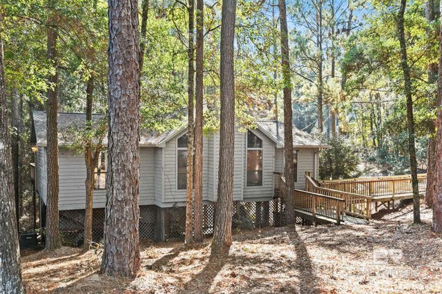 101 Sandcrest Circle, Daphne, AL 36526