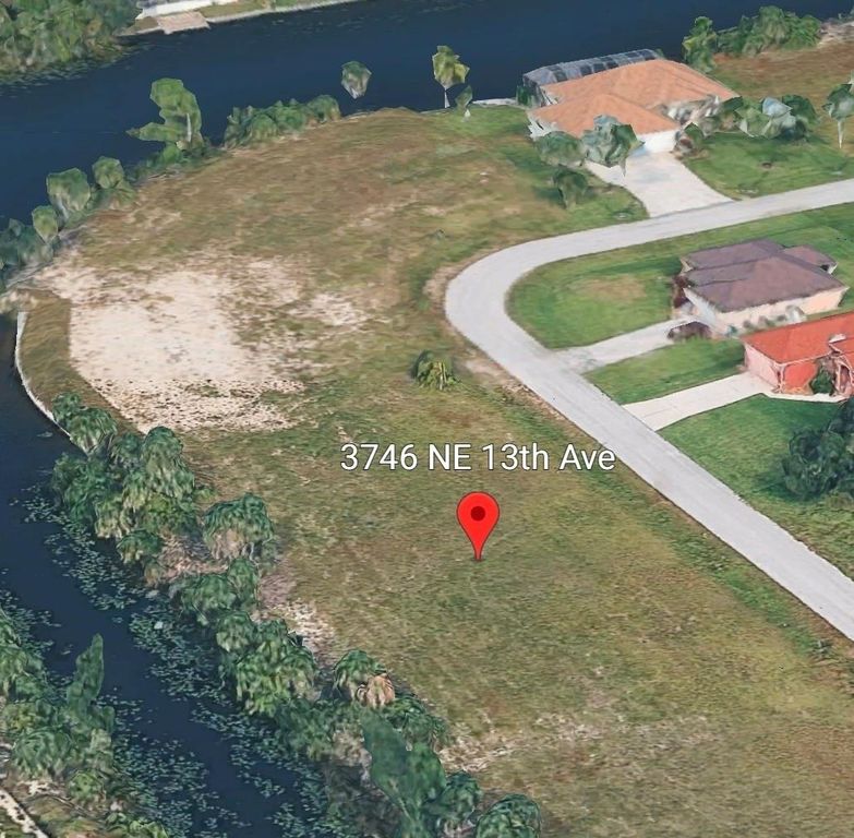 3746 NE 13th Avenue, Cape Coral, FL 33909