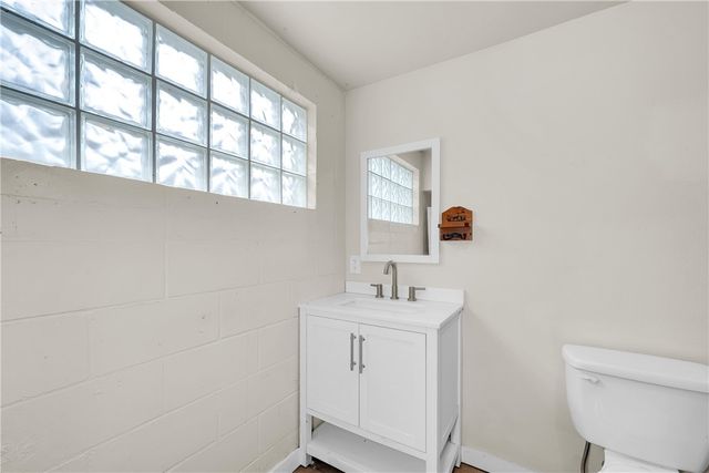 16774 Joy Loop, Lowell, AR 72745