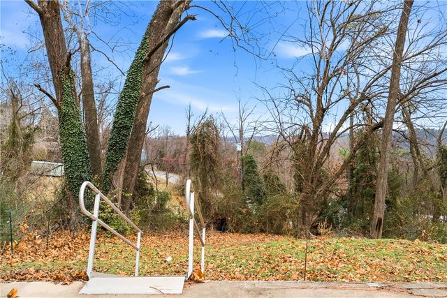 16774 Joy Loop, Lowell, AR 72745